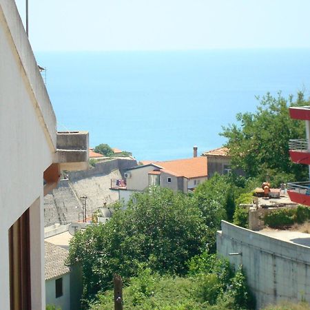 Apartments Cejovic Улцинь Екстер'єр фото