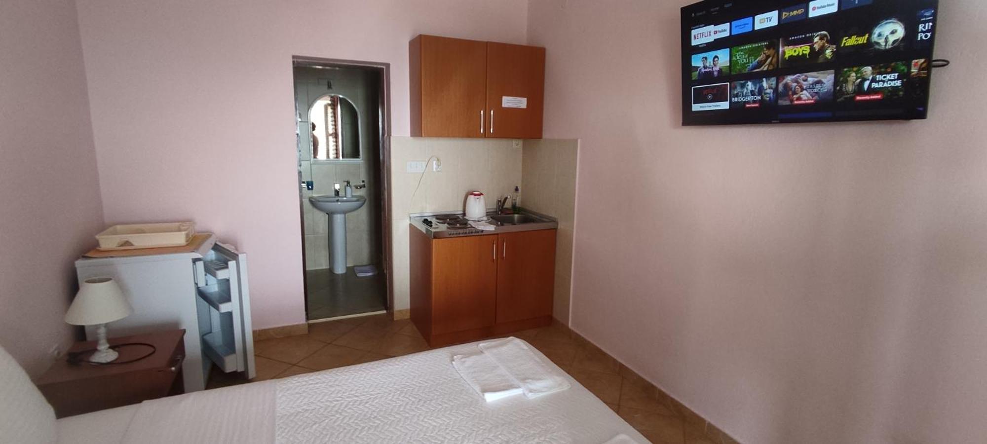 Apartments Cejovic Улцинь Екстер'єр фото