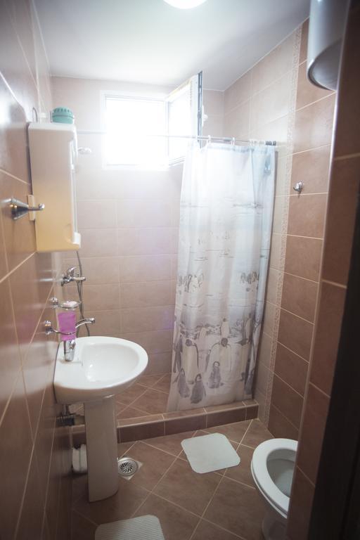 Apartments Cejovic Улцинь Екстер'єр фото